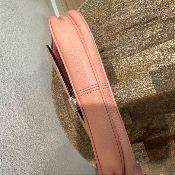 Michael Kors light pink crossbody - Picture 5 of 5